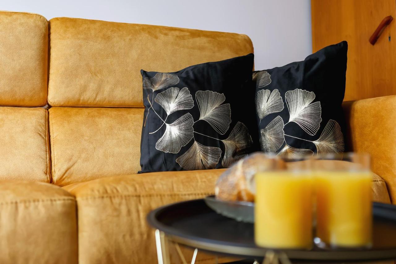 Apartments Osiedle Szkolne Cracow by Renters Kraków Zewnętrze zdjęcie