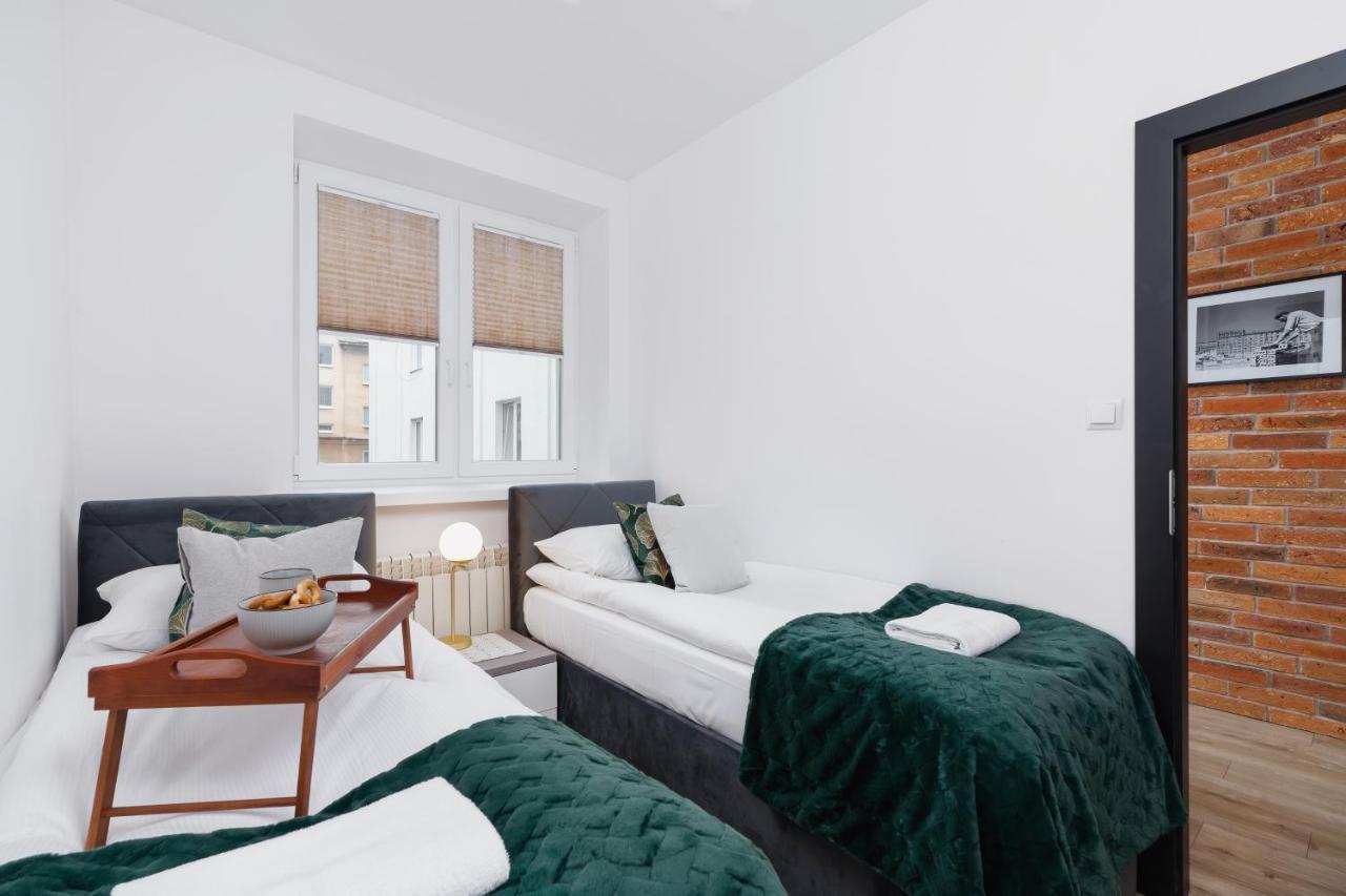 Apartments Osiedle Szkolne Cracow by Renters Kraków Zewnętrze zdjęcie